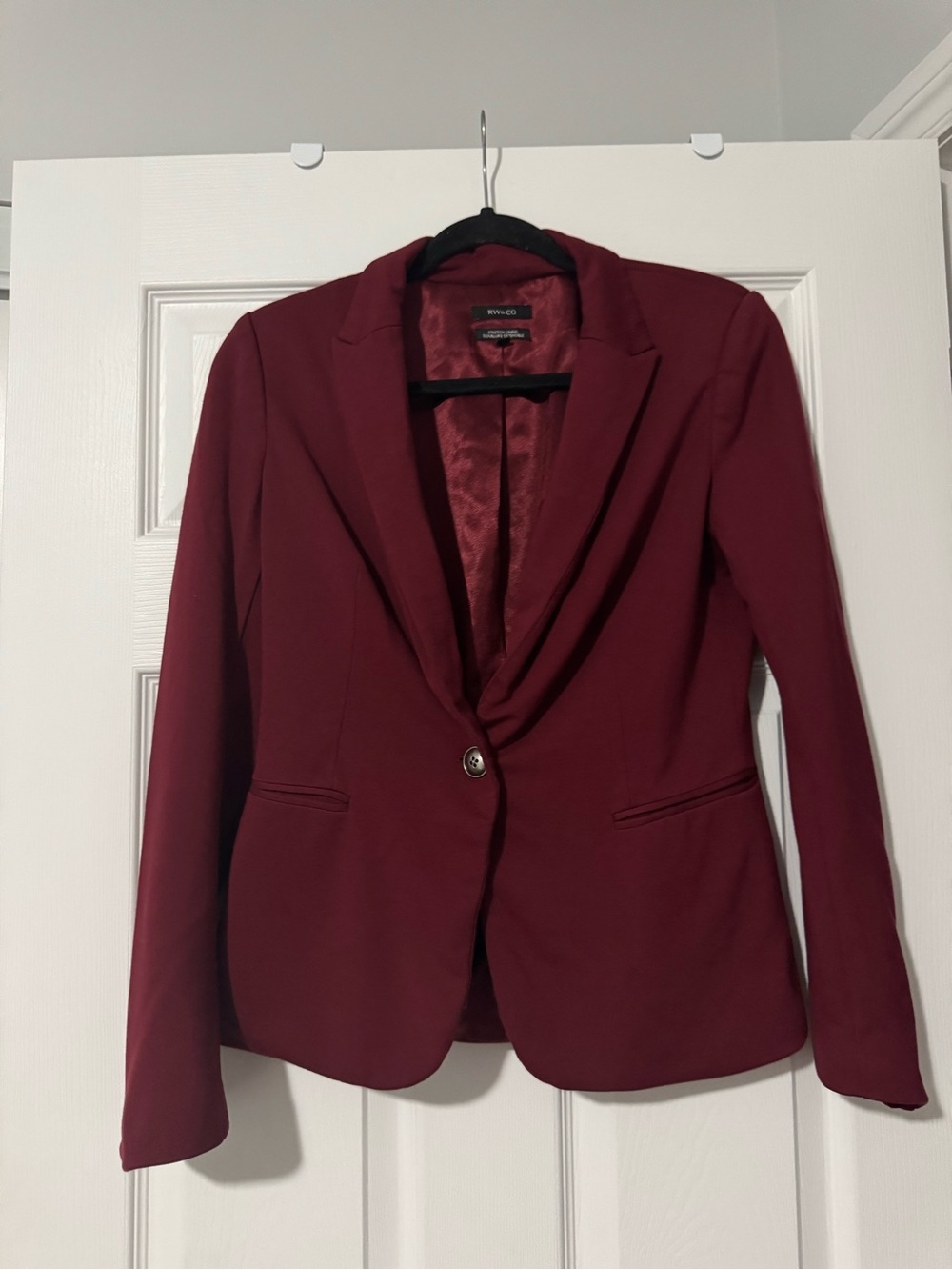 RW&CO. Women's Burgundy Single-Button Blazer
